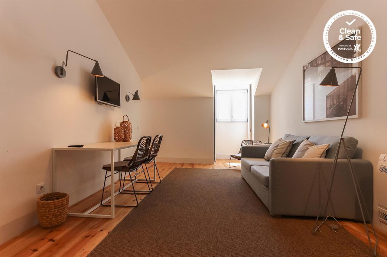 Combro Suites By Homing Lisboa Extérieur photo